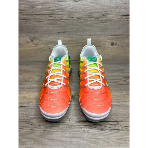 nike vapormax plus retuned air